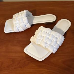 Faux Leather Braided Flat White Sandals Square Open Toe Slide sz 7.5